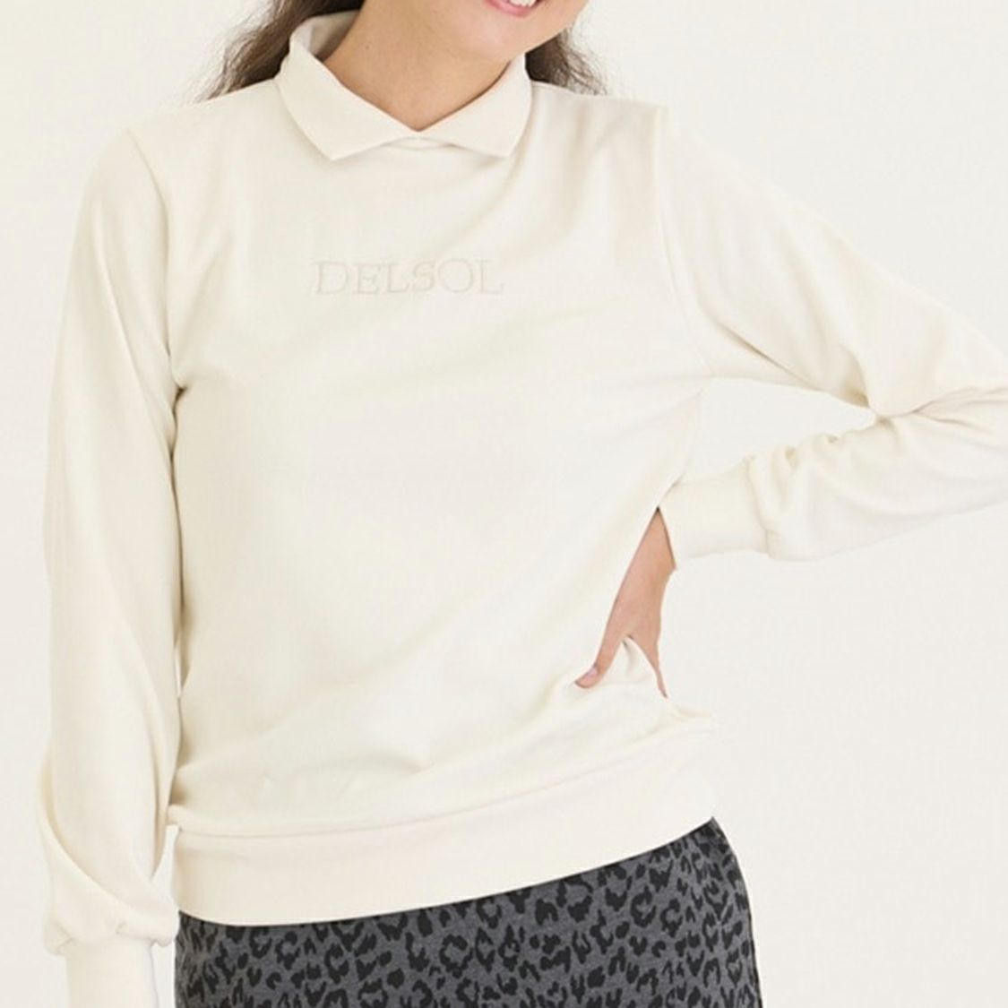 デルソルゴルフのハイネックシャツ