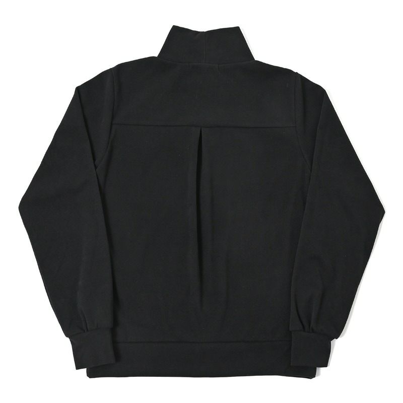 デルソルゴルフのハイネックシャツ