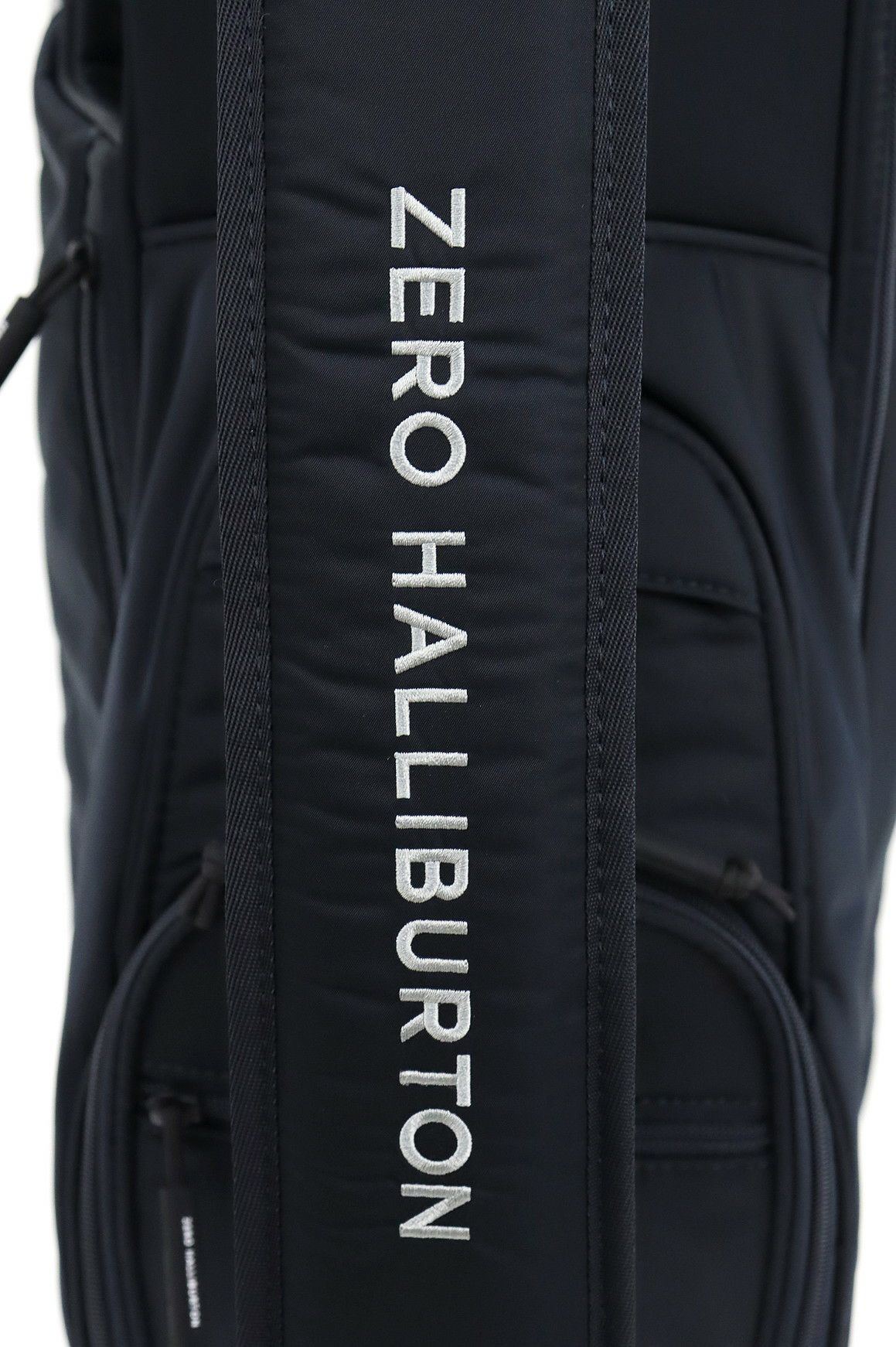 ゼロハリバートンのキャディバッグ