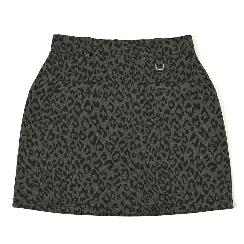 デルソルゴルフのスカート