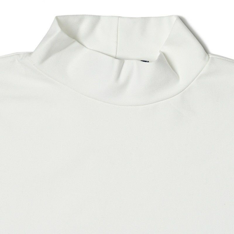 デルソルゴルフのハイネックシャツ