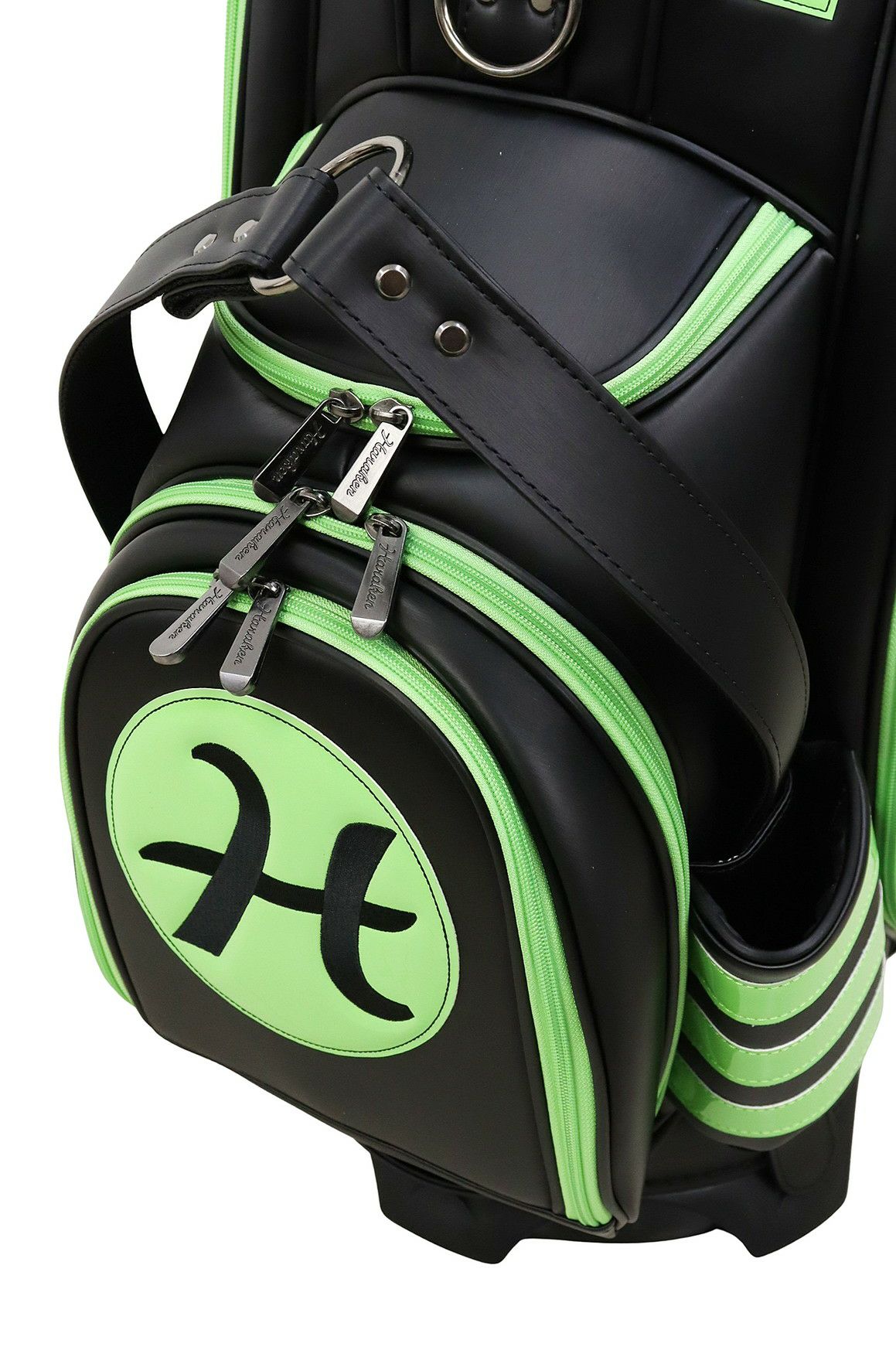 ドゥーカスのキャディバッグ