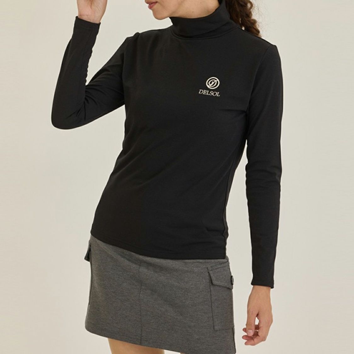 デルソルゴルフのハイネックシャツ