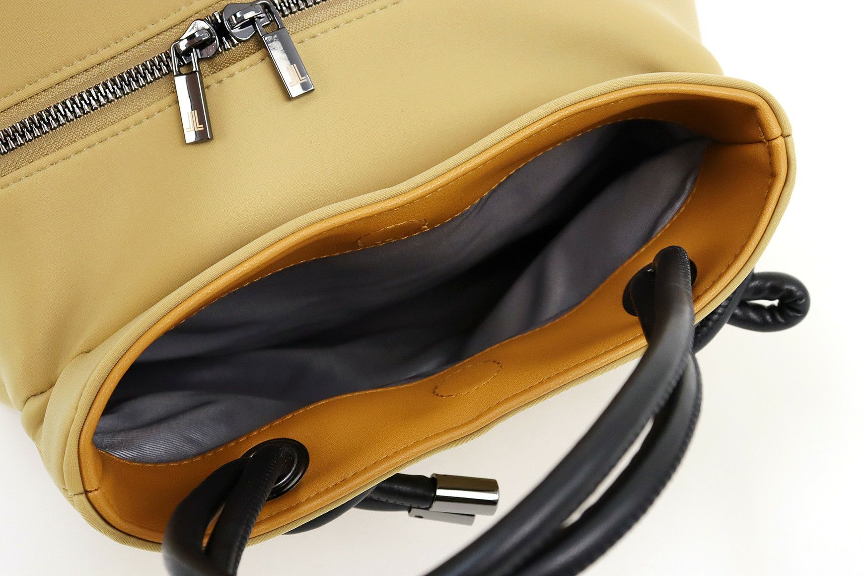 ランバンのカートバッグ