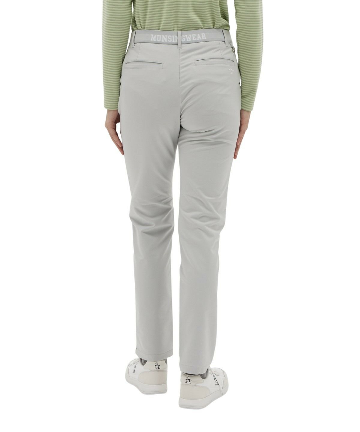 マンシングウェアのパンツ