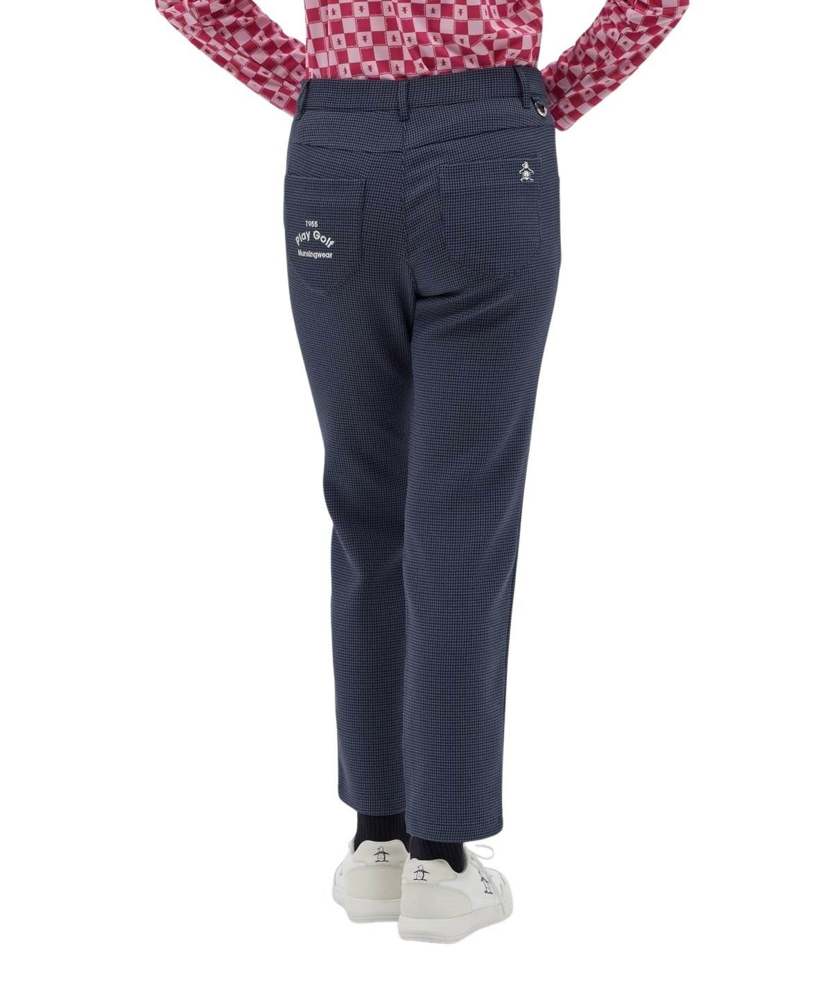 マンシングウェアのパンツ