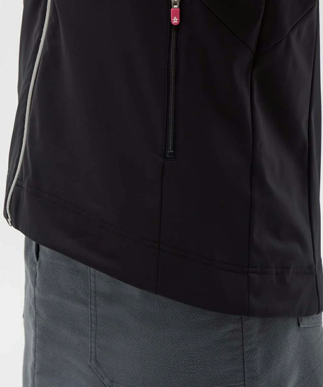 マンシングウェアのブルゾン