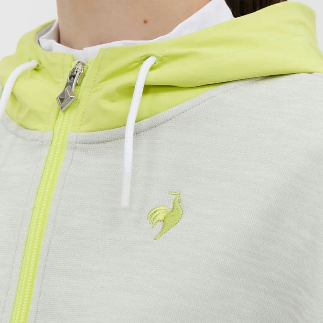 ルコックスポルティフゴルフのパーカー