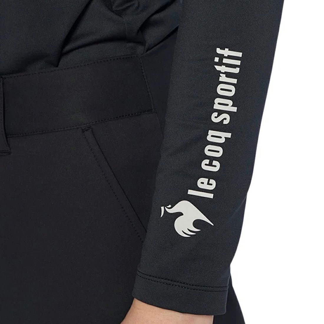 ルコックスポルティフゴルフのハイネックシャツ