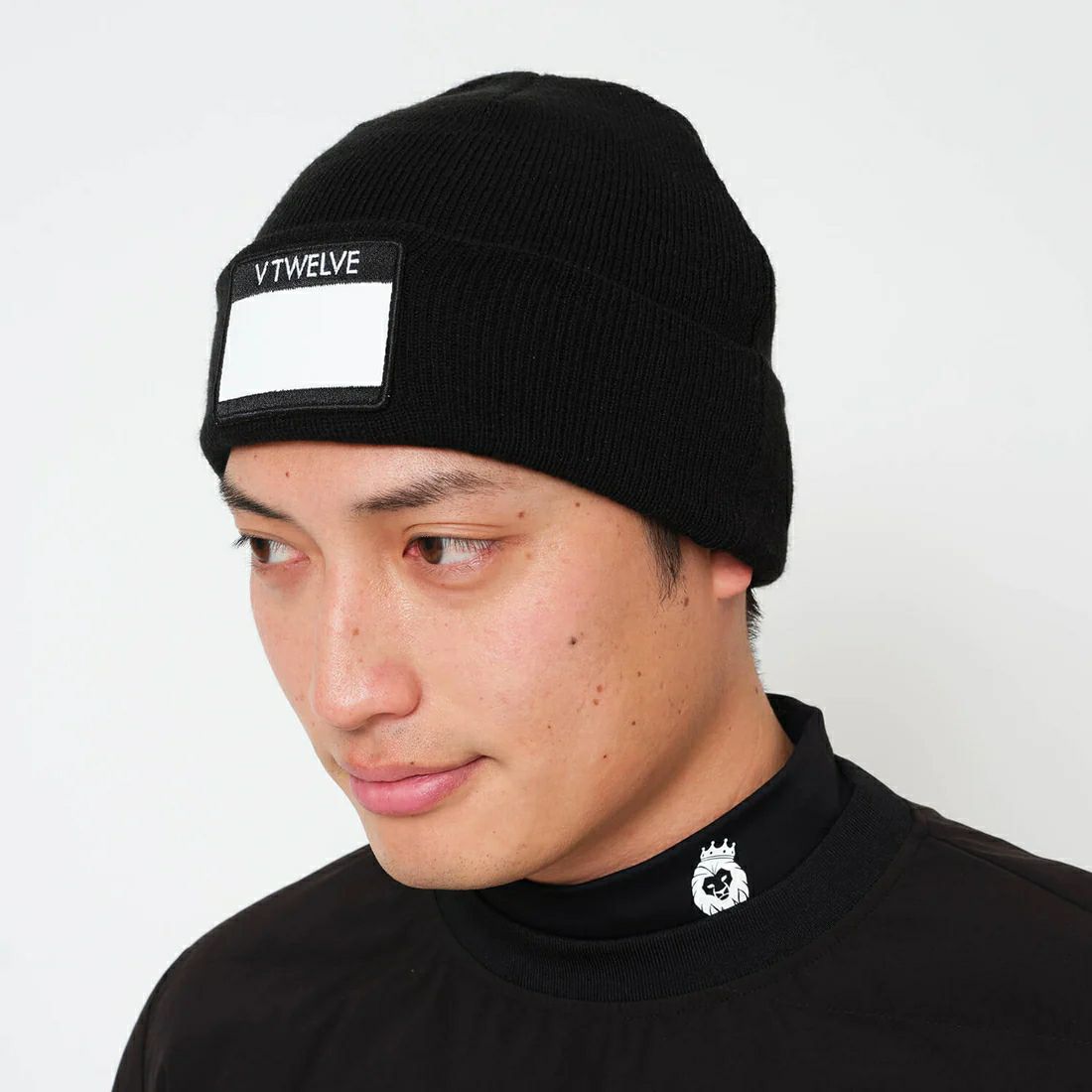 ヴィトゥエルブのニット帽