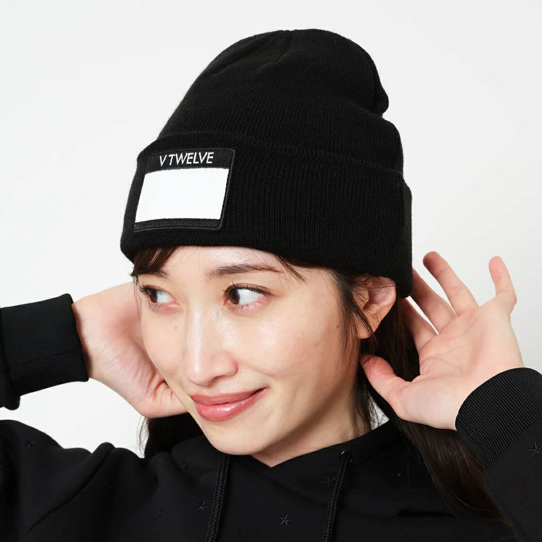 ヴィトゥエルブのニット帽