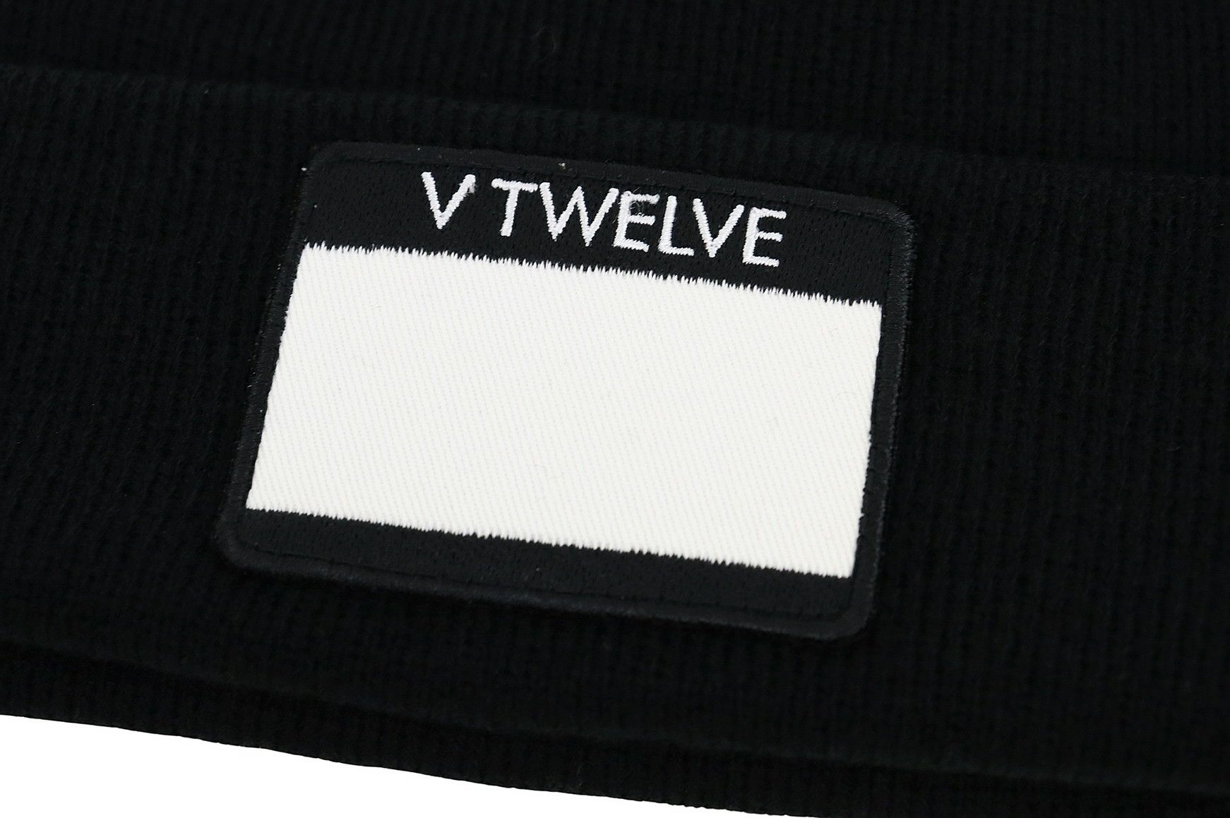 ヴィトゥエルブのニット帽