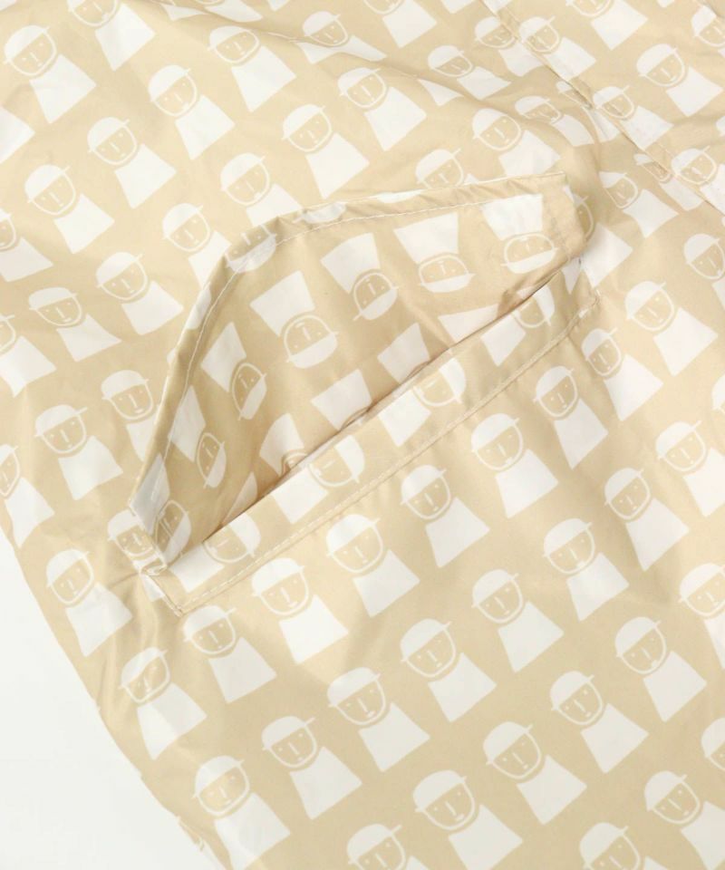 スタジオピッコーネのレインコート