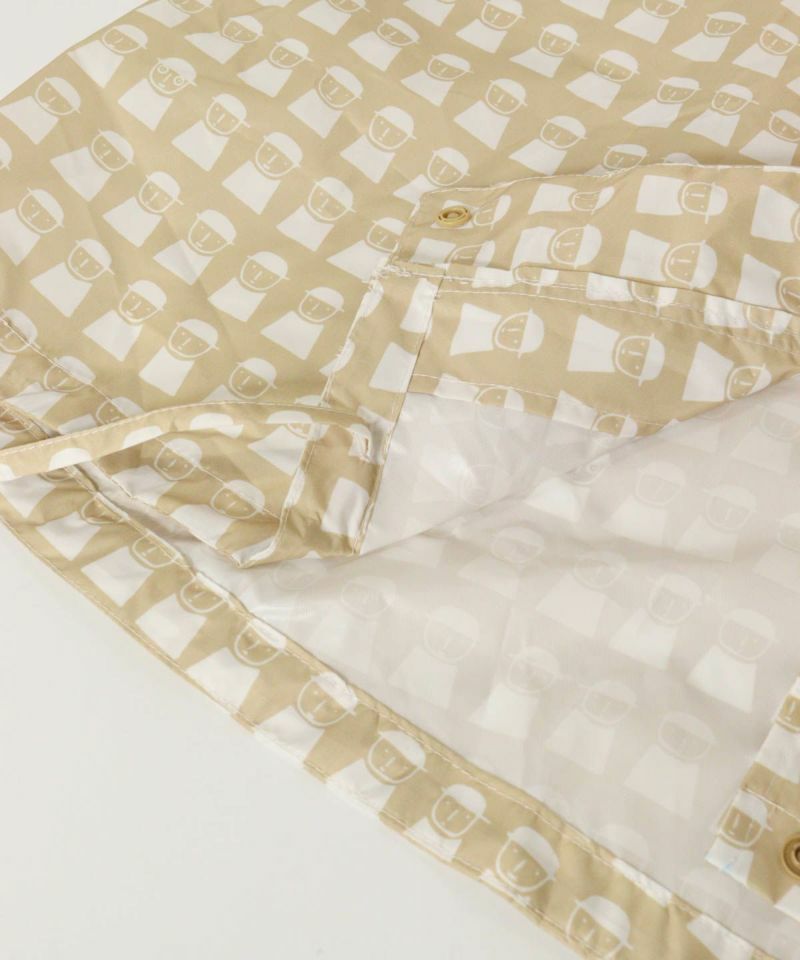 スタジオピッコーネのレインコート