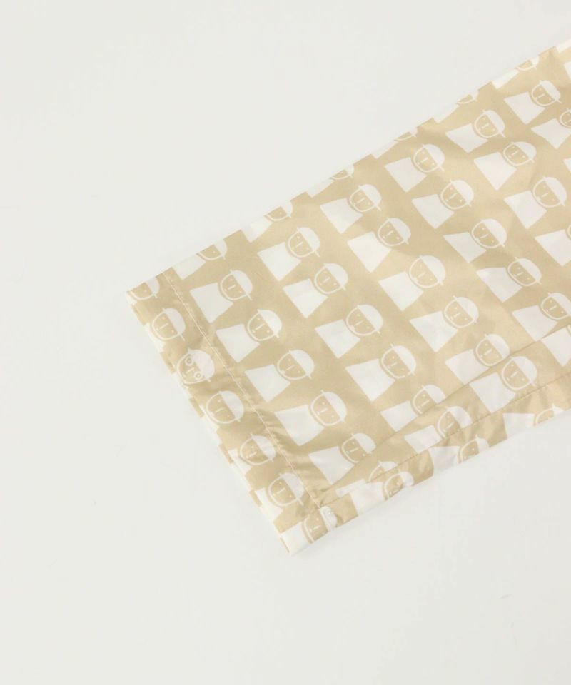 スタジオピッコーネのレインコート