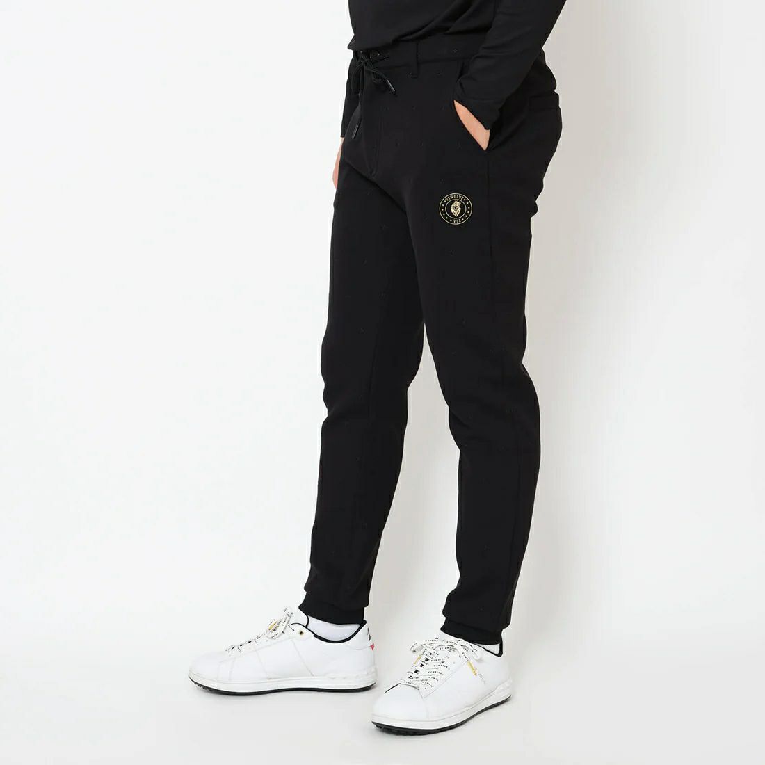 V12のロングパンツ