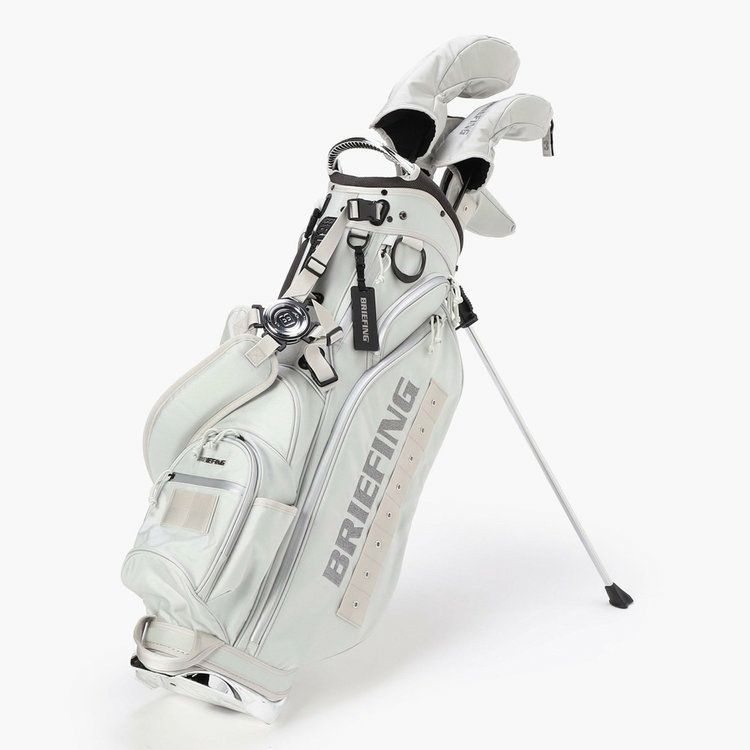 ブリーフィングのキャディバッグ