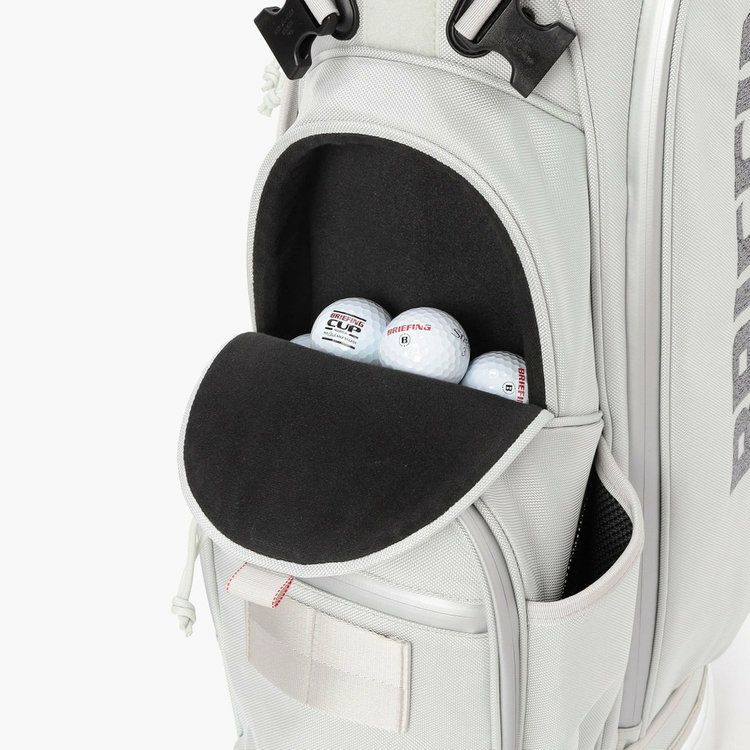 ブリーフィングのキャディバッグ