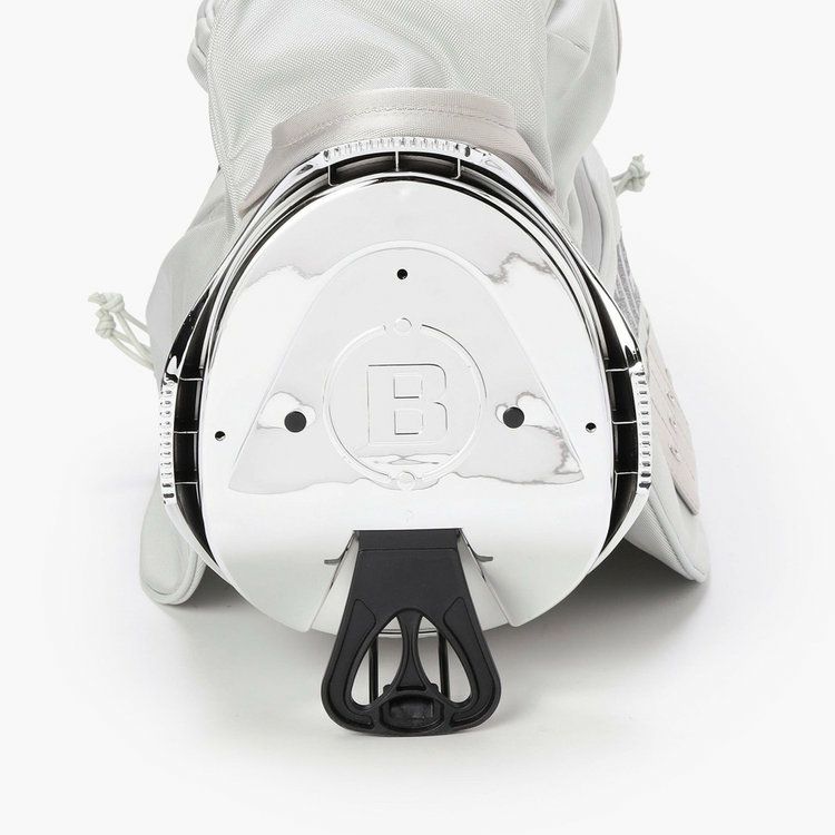 ブリーフィングのキャディバッグ