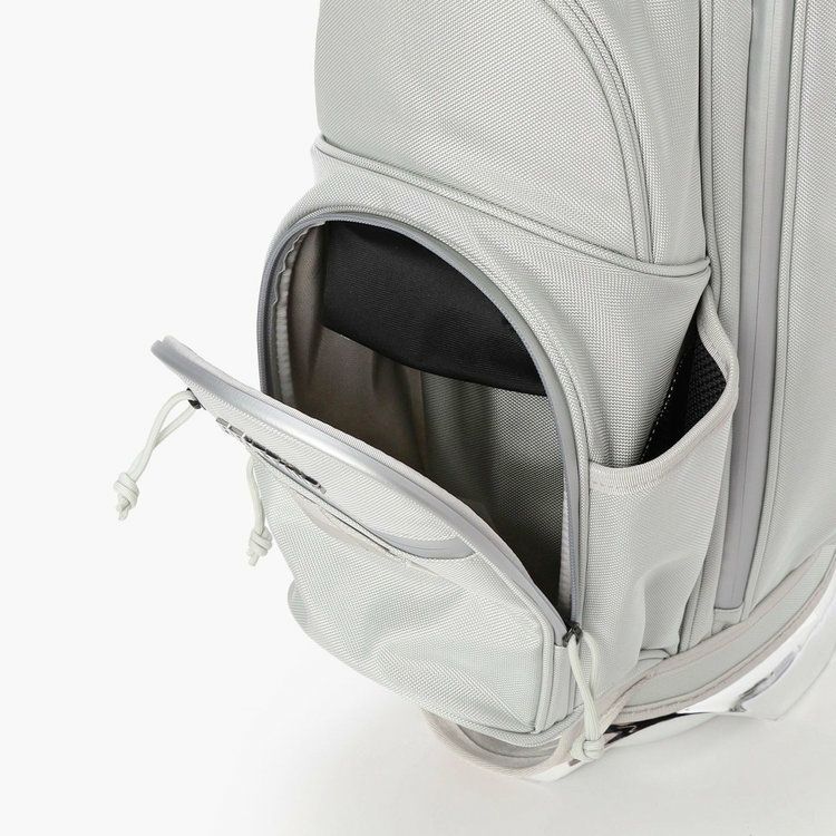 ブリーフィングのキャディバッグ