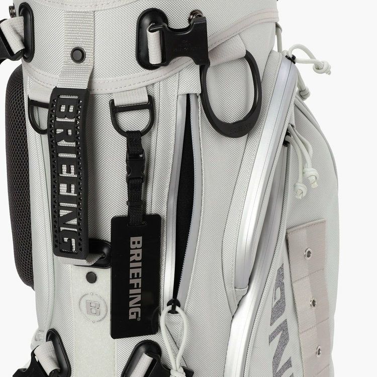 ブリーフィングのキャディバッグ