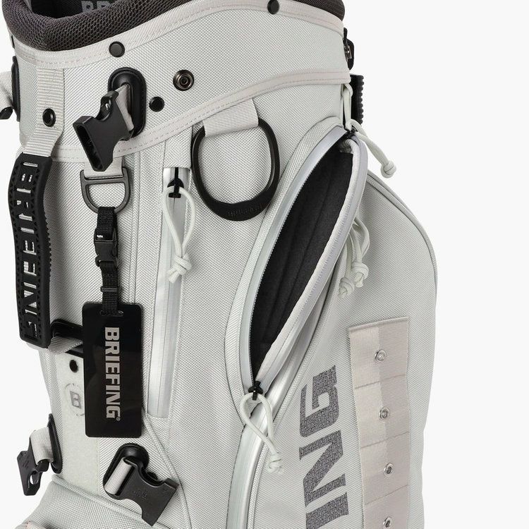 ブリーフィングのキャディバッグ