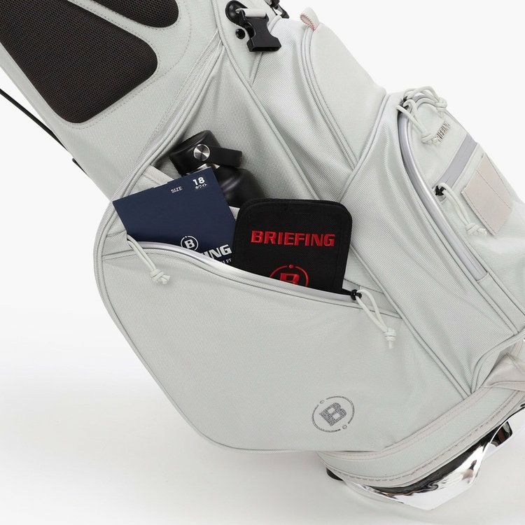 ブリーフィングのキャディバッグ