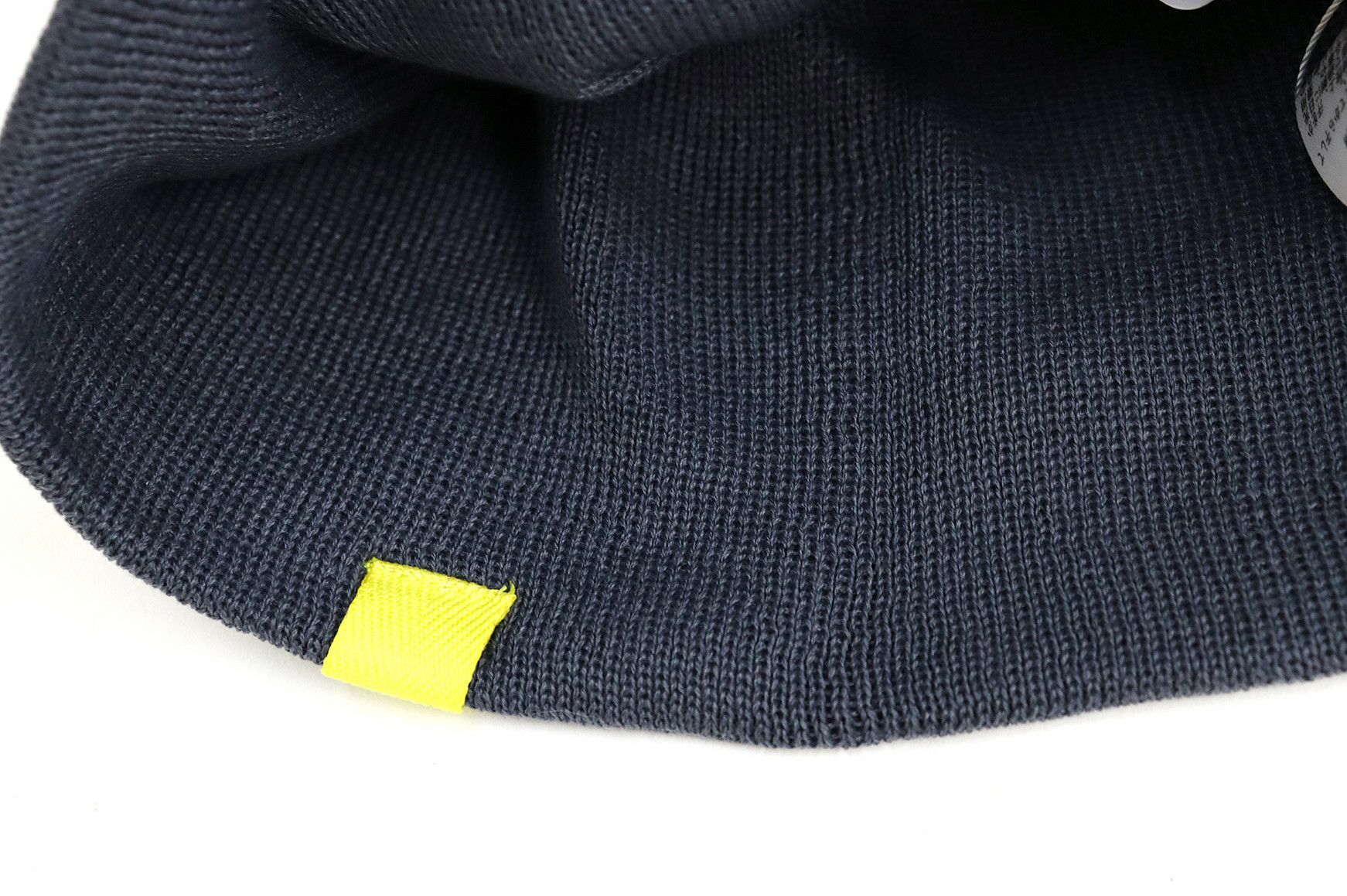 アンパスィのニット帽