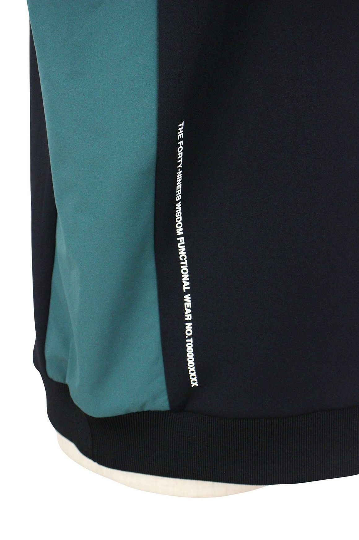 TFW49のトレーナー