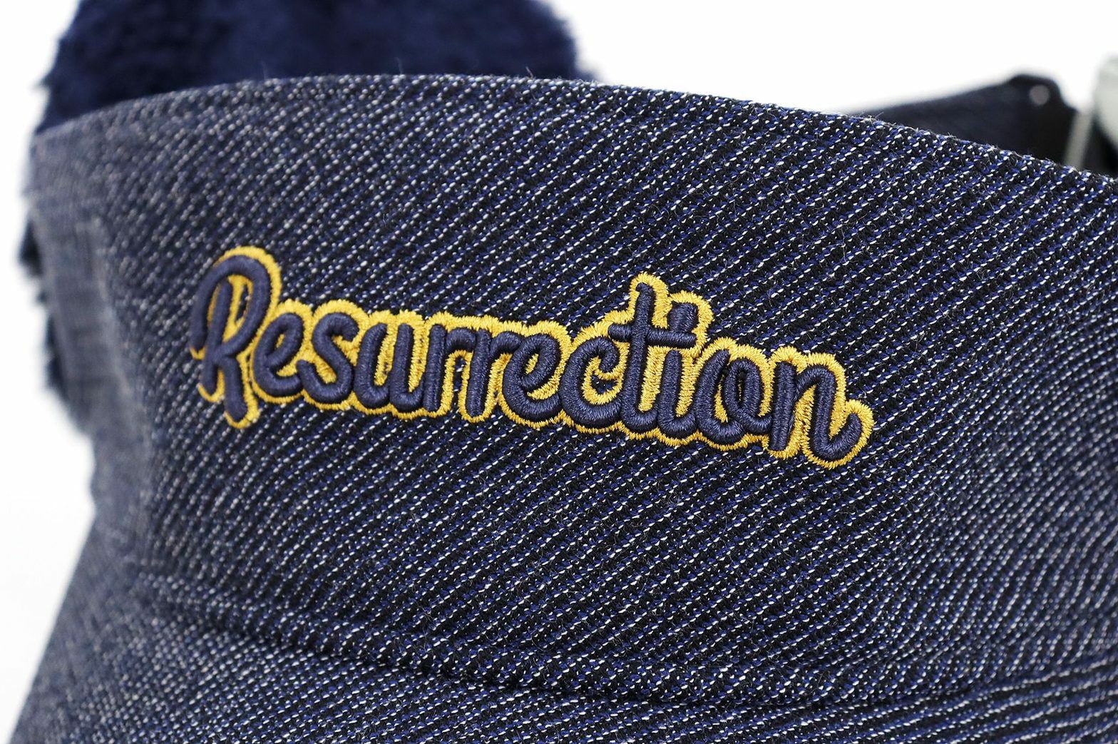 レザレクションのサンバイザー