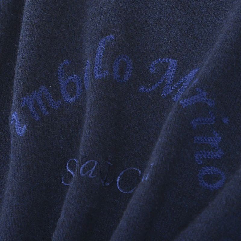 シナコバのセーター