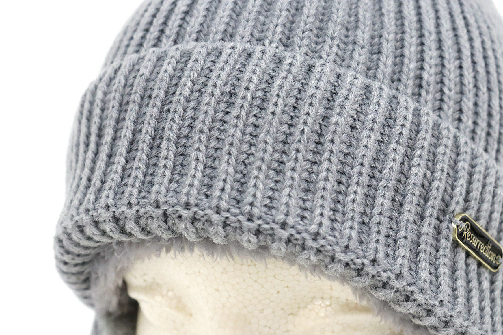 レザレクションのニットキャップ