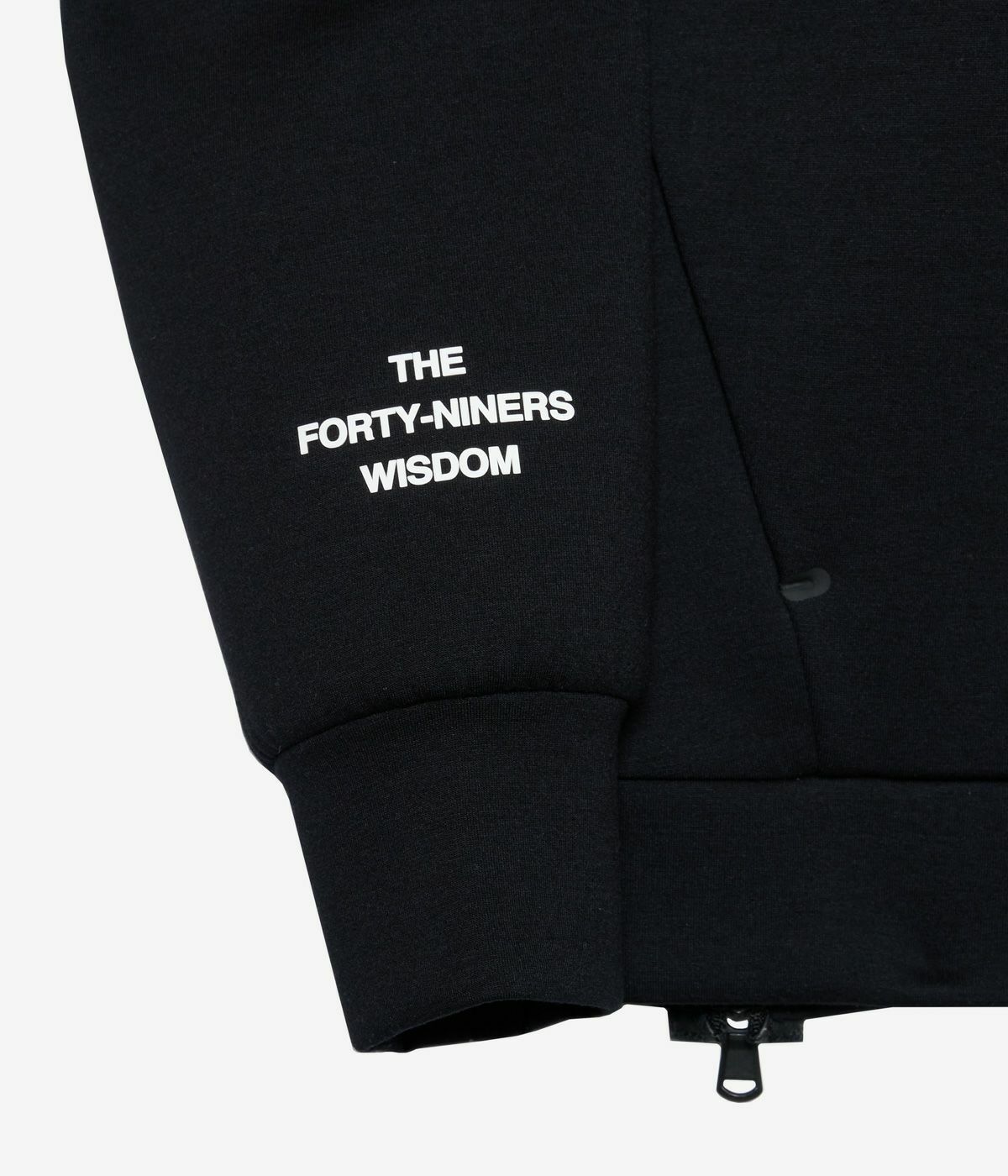 TFW49のパーカー