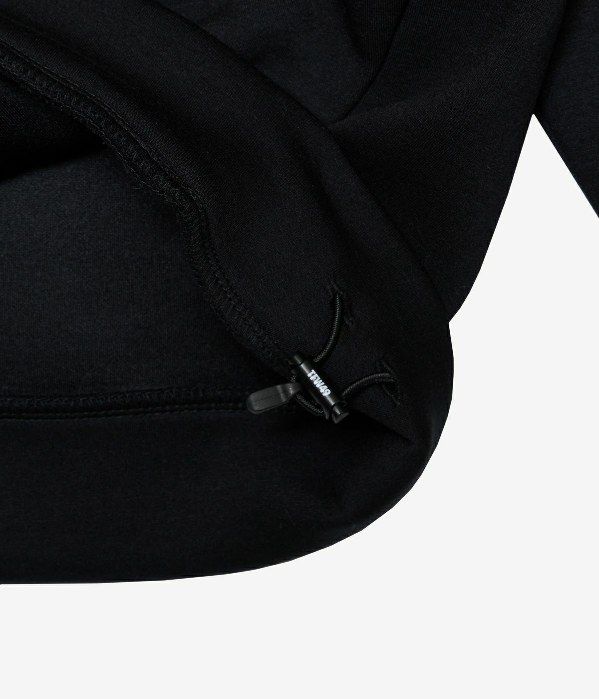 TFW49のパーカー