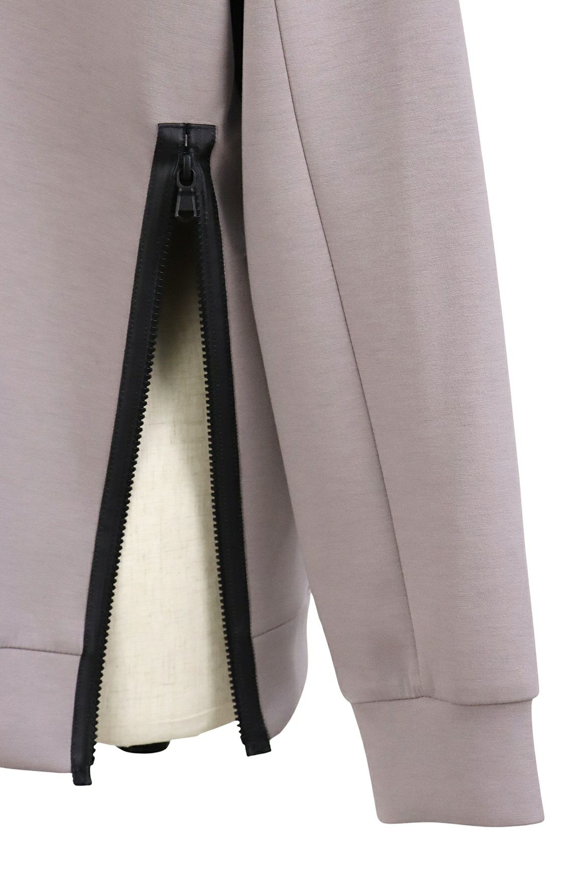 TFW49のトレーナー