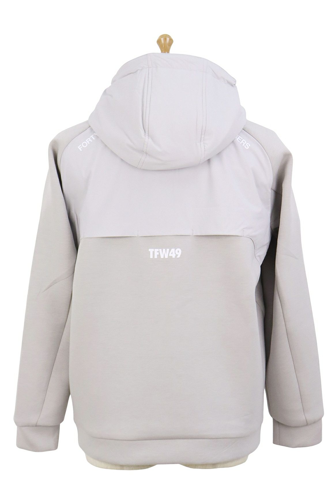 TFW49のブルゾン