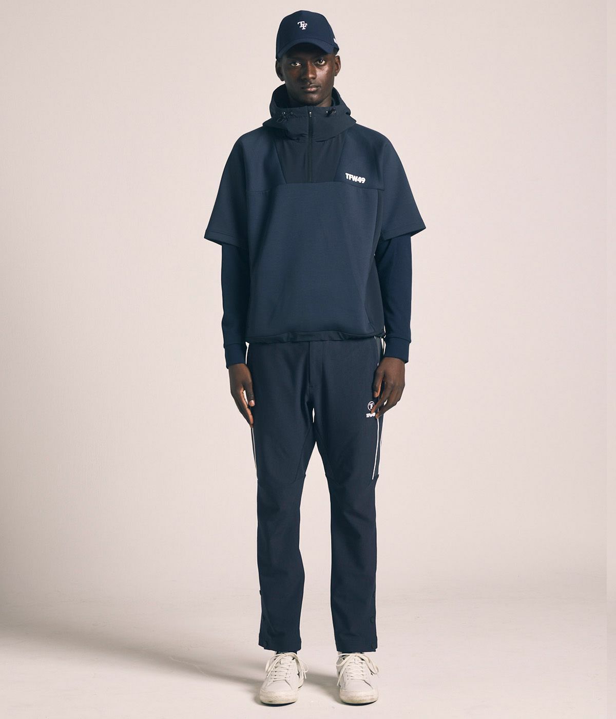 TFW49のトレーナー