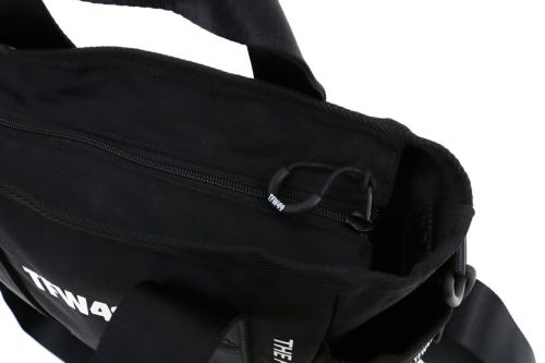 新品タグ付き⭐️TFW49 ⭐️2025FW新作⭐️モックネック　ブラック✖︎ブラック 新品タグ付き⭐️TFW49 ⭐️2025FW新作⭐️モックネック ブラック