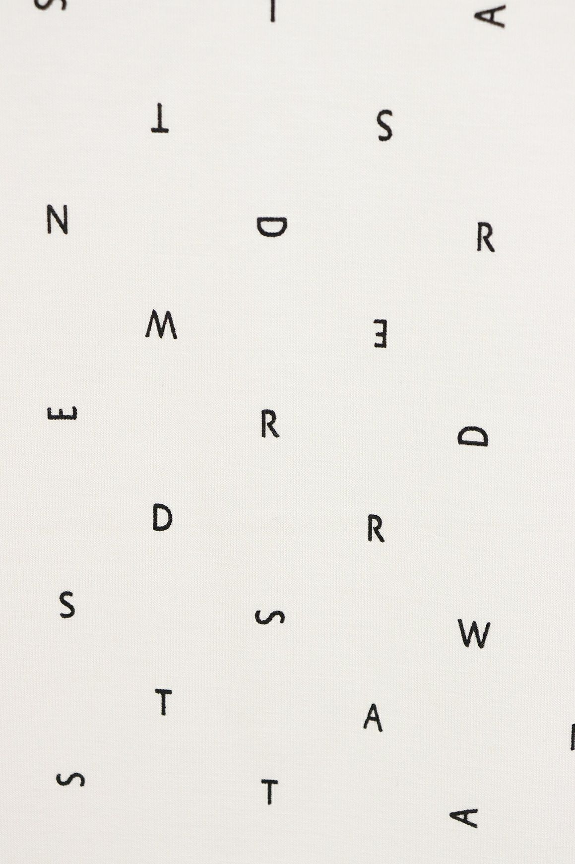 セントアンドリュースのハイネックシャツ