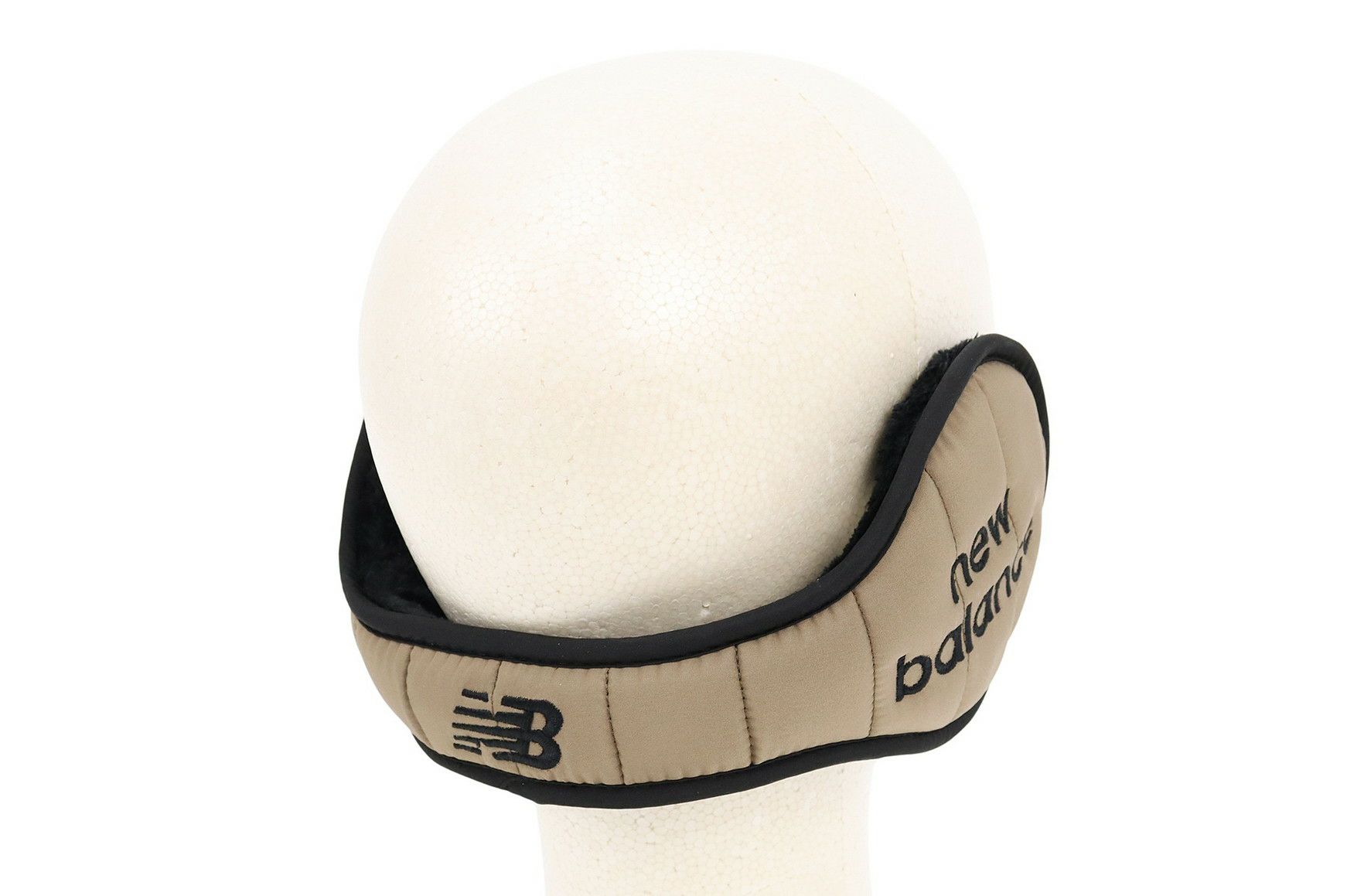 ニューバランスゴルフのイヤーウォーマー