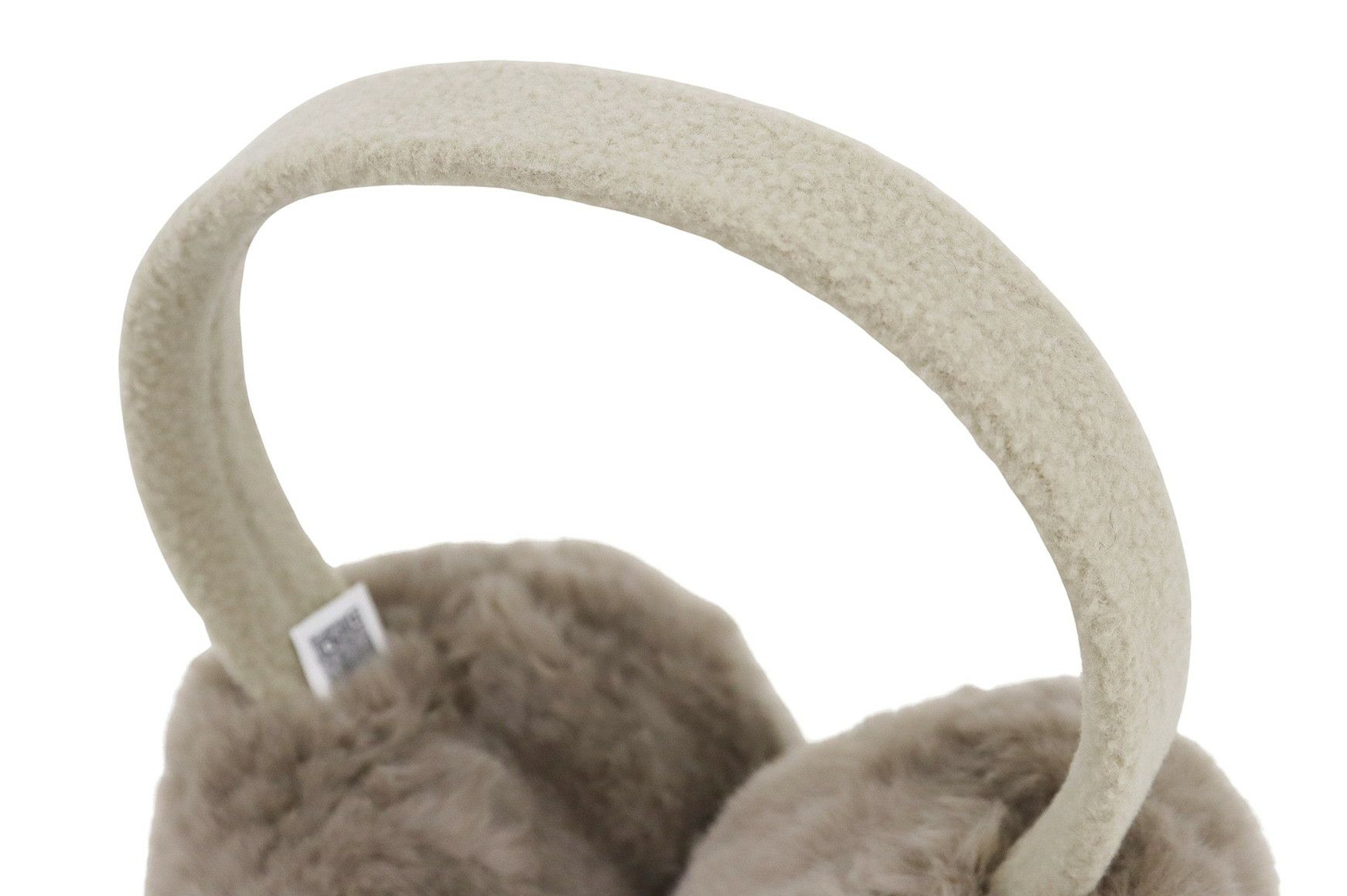 ニューバランスゴルフのイヤーウォーマー