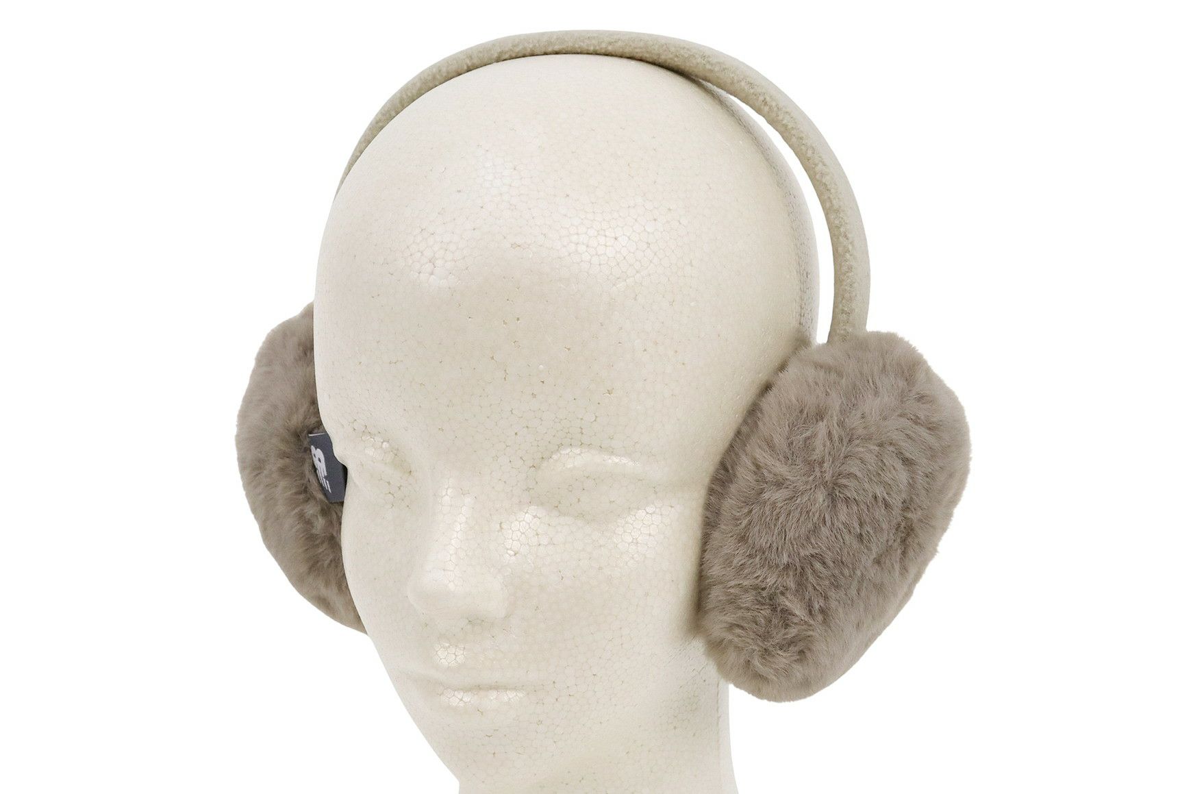 ニューバランスゴルフのイヤーウォーマー