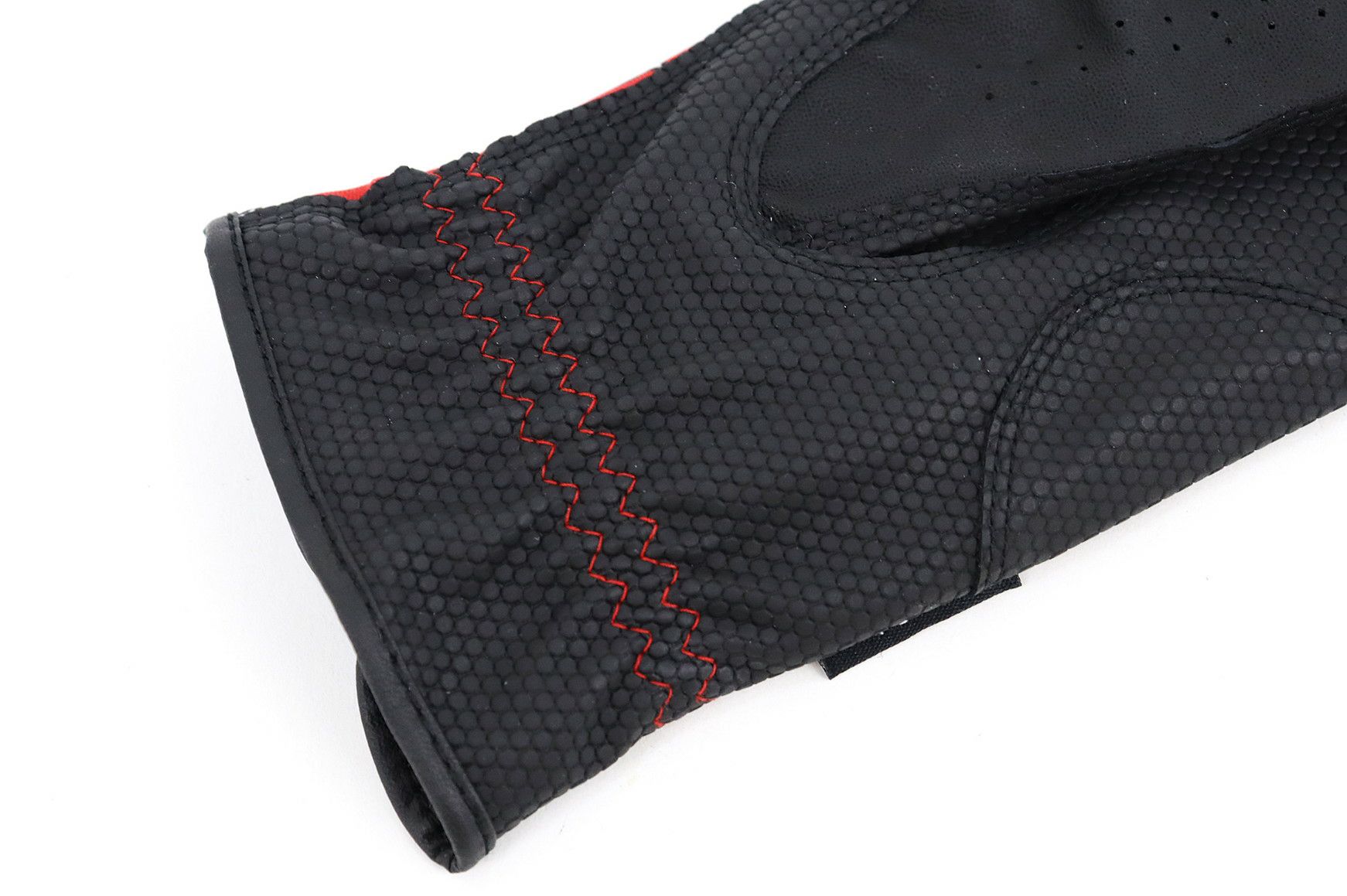 MUスポーツのグローブ