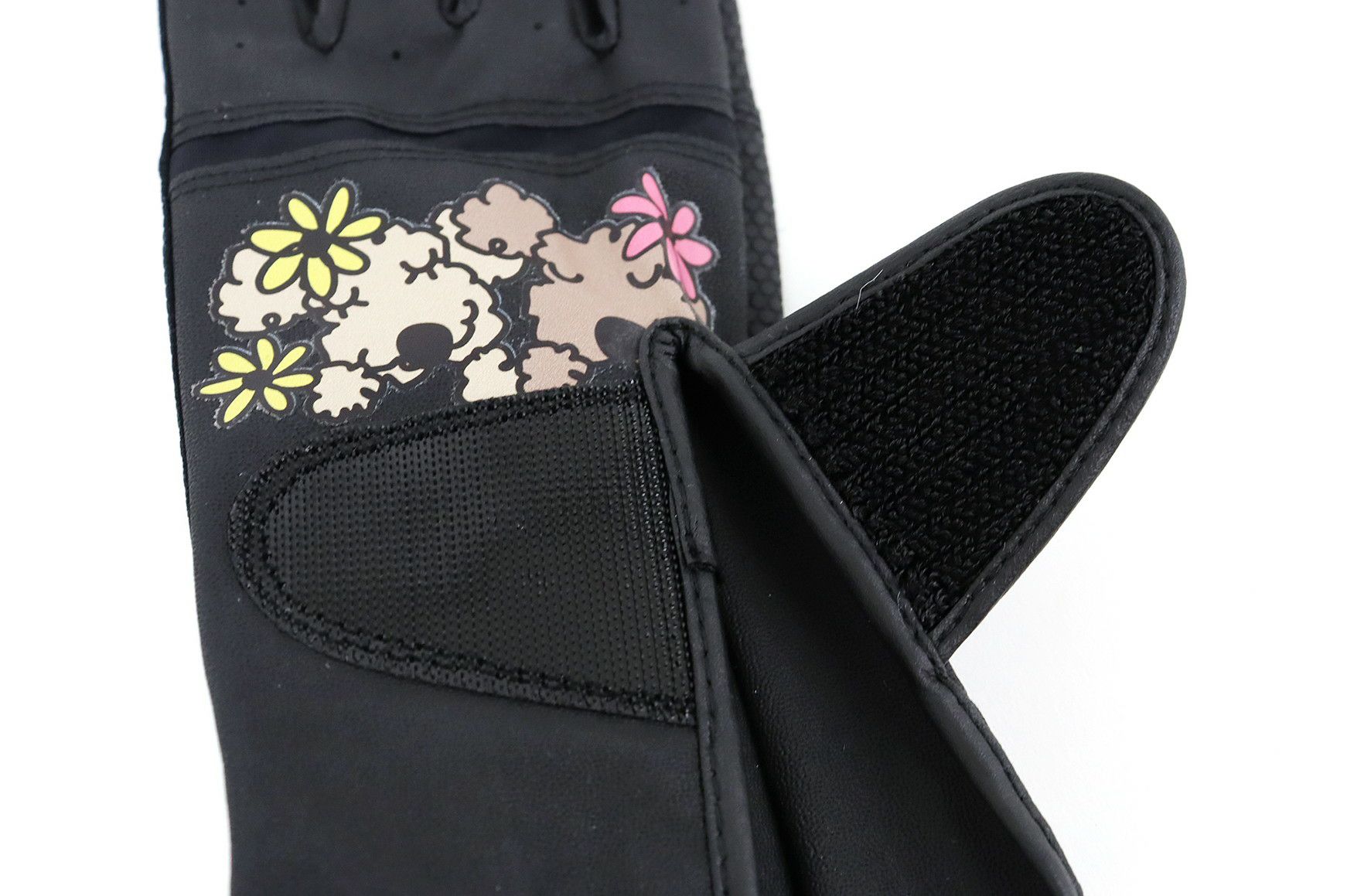 MUスポーツのグローブ