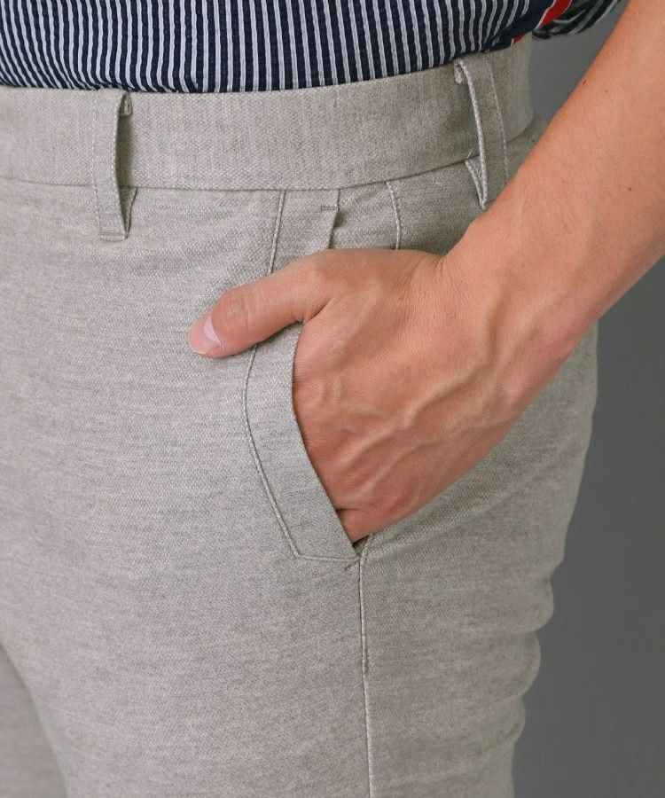 アダバットのパンツ