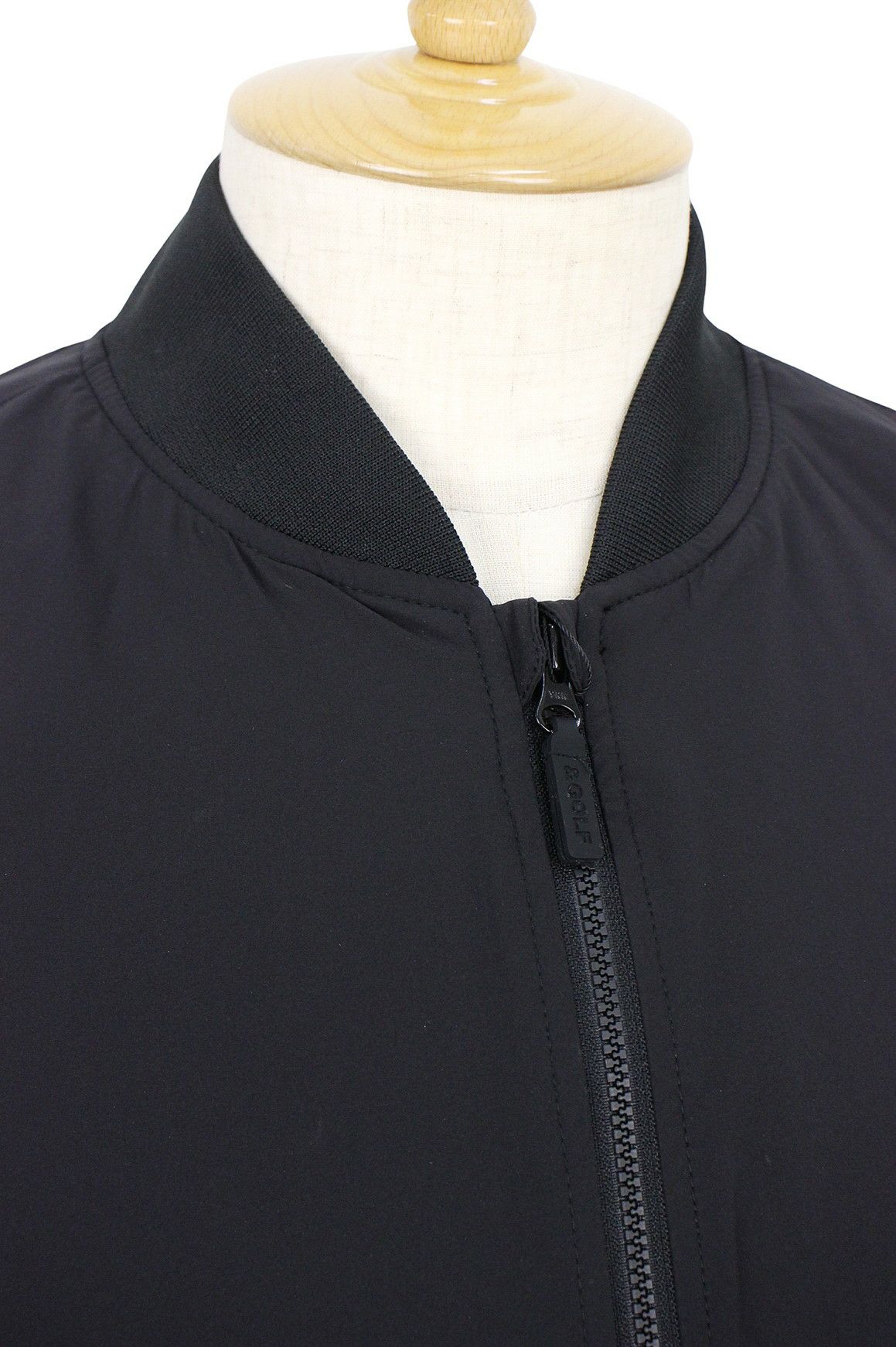 アンドゴルフのブルゾン