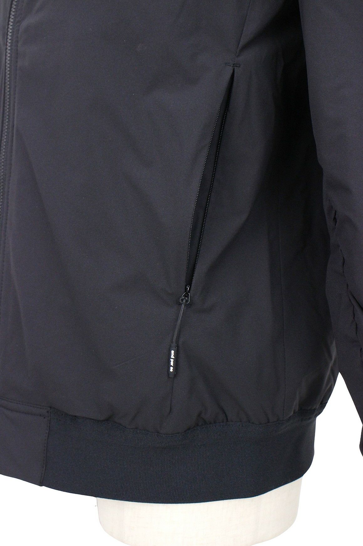 アンドゴルフのブルゾン