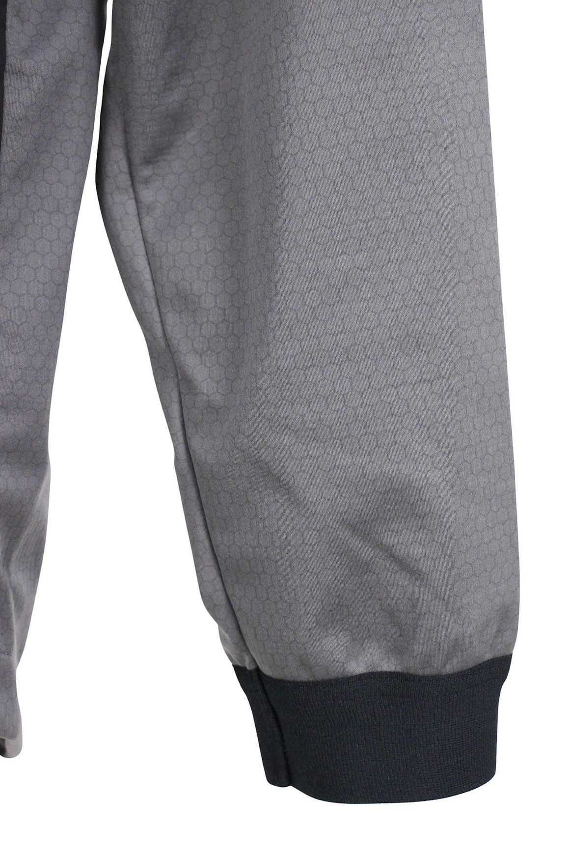 アンドゴルフのブルゾン