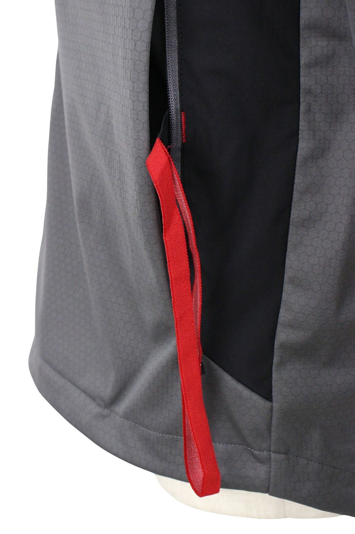 アンドゴルフのブルゾン