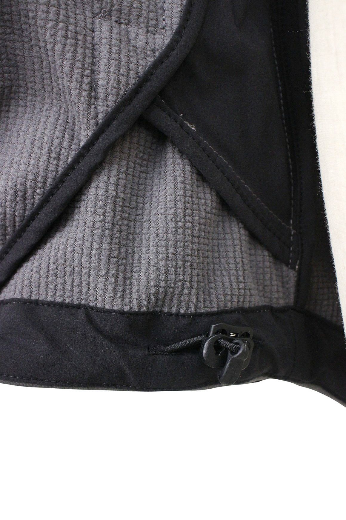 アンドゴルフのブルゾン